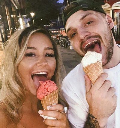 Jay Swingler Age, Height, Weight, Net worth, Girlfriend, Biography & Facts 15 Jay Swingler girlfriend Chloé Constance shared picture while eating ice cream