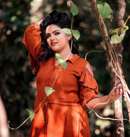 Lekshmi Pramod Wiki, Age, Husband, Height, Weight, Biography & More 12 Lekshmi Pramod hot & sexy photo