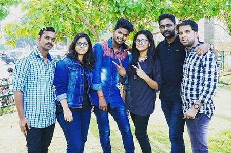 Lekshmi Pramod Wiki, Age, Husband, Height, Weight, Biography & More 17 Lekshmi Pramod with her friends