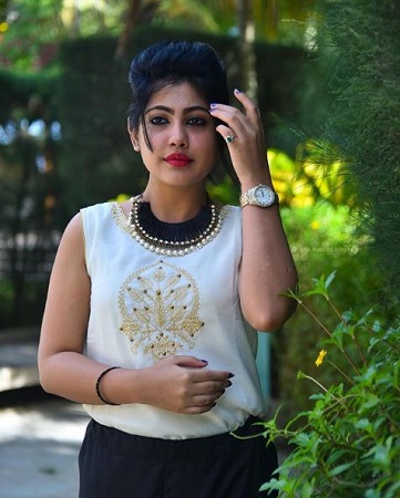 Nayana Elza wiki