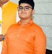 Preeti Kishan (Ravi Kishan's wife) Wiki, Age, Kids, Biography & Facts 4 Preeti Kishan son Saksham Kishan
