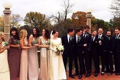 Sarah Roberts (Finn Wittrock's Wife) Wiki, Age, Biography, Kids, Family & Facts 6 Sarah Roberts' wedding photo