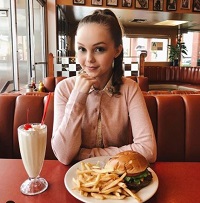 Savannah Lee May - Age, Height, Weight, Boyfriend, Biography, Family & Facts 10 Savannah Lee May food & Lifestyle