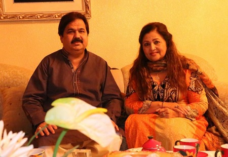 Shafaullah Khan Rokhri Wiki, Age, Wife, Children, Biography & More 8 Shafaullah Khan Rokhri with his wife