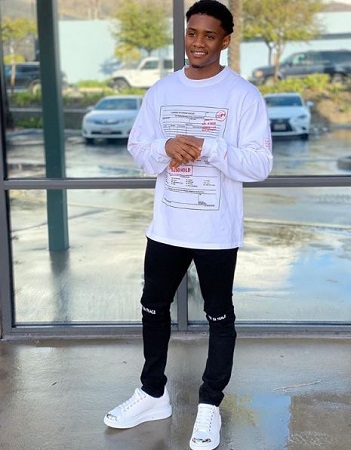 Shaquan Roberts height weight