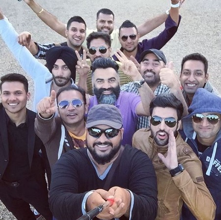 Shehzad Deol Wiki, Age, Girlfriend, Height, Family, Biography & Facts 15 Shehzad Deol with his friends