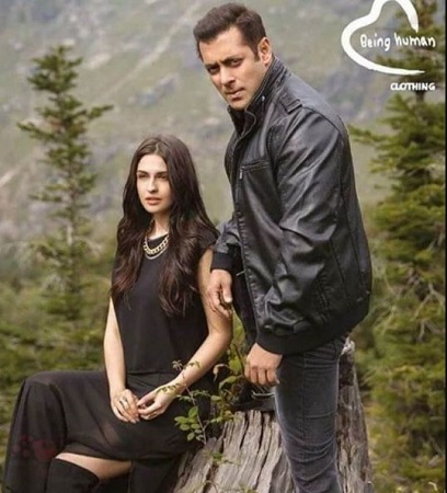 Simona Jesenska Wiki, Age, Height, Weight, Boyfriend, Biography & Facts 12 Simona Jesenska with Salman Khan in Being Human modeling shoot