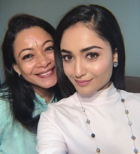 Tridha Choudhury Height, Weight, Age, Boyfriend, Biography & More 4 Tridha Choudhury with her mother Trishna Choudhury