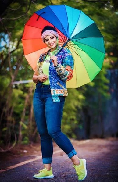 VJ Maheswari Chanakyan Instagram
