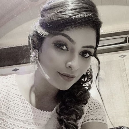 VJ Maheswari Chanakyan Wiki, Age, Husband, Height, Weight, Biography & More 12 VJ Maheswari Chanakyan facts
