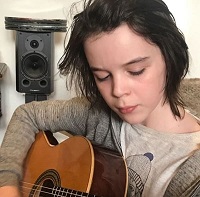 Winta McGrath Wiki, Age, Height, Weight, Girlfriend, Family, Biography & Facts 10 Winta McGrath loves to play guitar