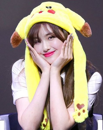 Aisha (Everglow) Height, Weight, Age, Boyfriend, Family, Biography & Facts 7 Aisha wiki