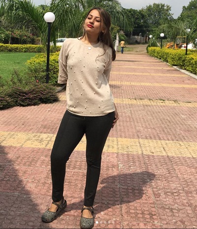 Anagha Bhosale Age, Height, Weight, Boyfriend, Family, Biography & More 12 Anagha Bhosale Height & Weight