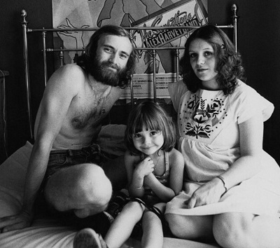 Andrea Bertorelli Wiki, Age (Phil Collins' Ex-wife) Kids, Biography & Facts 7 Andrea Bertorelli with her spouse and daughter Joel