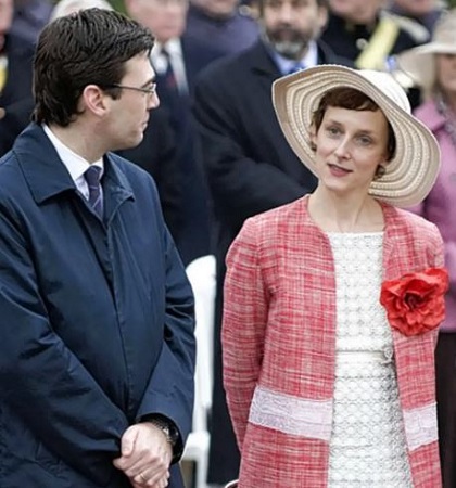 Marie-France van Heel Wiki, Age (Andy Burnham's Wife) Kids, Biography & Facts 10 Andy Burnham with his wife Marie-France van Heel