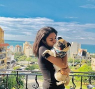 Anjali Barot Wiki, Age, Boyfriend, Height, Family, Biography & More 8 Anjali Barot with her pet