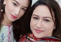 Aroob Khan Wiki, Height, Age, Boyfriend, Family, Biography & More 8 Aroob Khan mom Huma Ali Khan