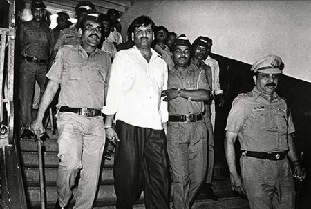 Atur Mehta Wiki (Harshad Mehta's Son) Age, Wife, Net worth, Biography & Facts 10 Atur Mehta's dad Harshad Mehta arrested by police