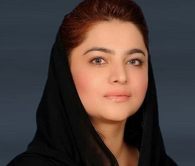 Ayesha Rajab Ali: Age, Husband, Family, Height, Biography & Facts 6 Ayesha Rajab Ali Early Life, Parents & Siblings