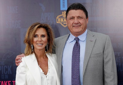 Bailie Lauderdale Wiki, Age (Ed Orgeron's Girlfriend) Biography & Facts 5 Bailie Lauderdale boyfriend with his ex-wife Kelly