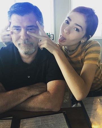 Bianca Finch: Biography, Age, Height, Weight, Boyfriend, Family & Facts 7 Bianca Finch with her father Greg Finch