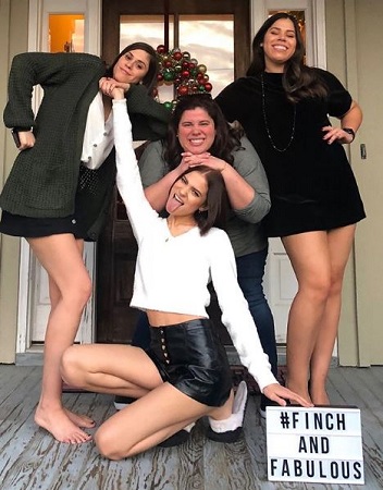 Bianca Finch: Biography, Age, Height, Weight, Boyfriend, Family & Facts 8 Bianca Finch with her sisters