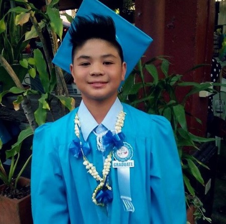 Bugoy Cariño Height, Weight, Age, Girlfriend, Biography, Family & More 10 Bugoy Cariño completed his high school graduation