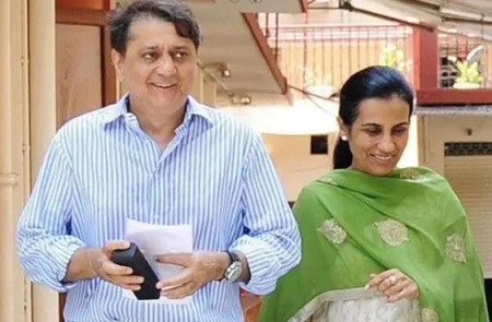 Deepak Kochhar Wiki (Chanda Kochhar's husband) Age, Kids, Biography & Facts 7 Deepak Kochhar and his wife Chanda Kochhar