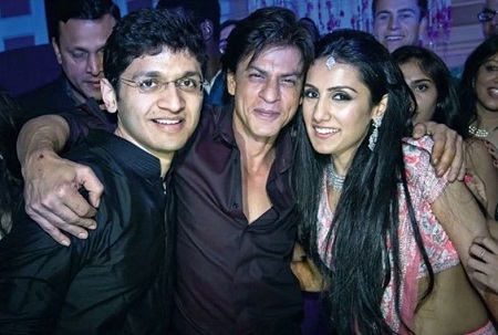 Deepak Kochhar Wiki (Chanda Kochhar's husband) Age, Kids, Biography & Facts 12 Deepak Kochhar's kids with Shah Rukh Khan