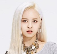 EU (Everglow) Age, Height, Weight, Boyfriend, Biography & Facts 3 EU (Everglow) biography
