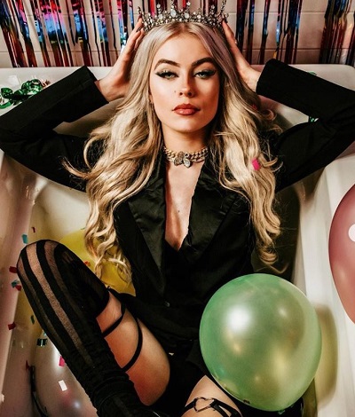 Emma Norton (TikTok Star) Wiki, Age, Height, Boyfriend, Biography & More 11 Emma Norts celebrates her birthday