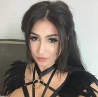 Fandy has more than 150k followers on twitch