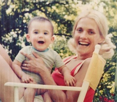 Gretchen Whitmer Height, Weight, Age, Husband, Kids, Biography & Facts 7 Gretchen Whitmer childhood picture with her mother Sherry Whitmer
