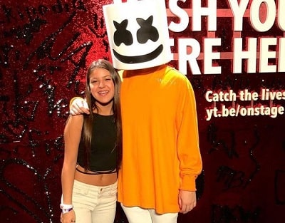Ignacia Antonia Wiki, Age, Boyfriend, Height, Family, Biography & More 36 Ignacia Antonia met marshmello at a VidCon event on June 22, 2018