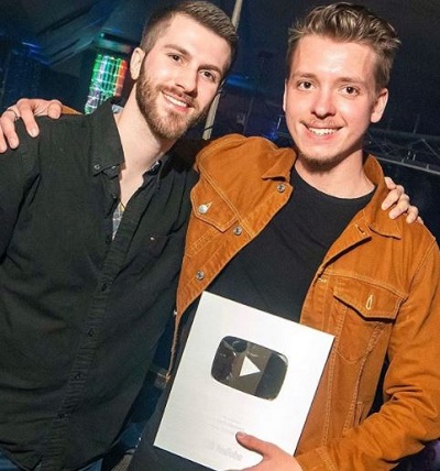 Jack Denmo: Age, Height, Weight, Net worth, Girlfriend, Biography & Facts 19 Jack Denmo has received silver play button from YouTube