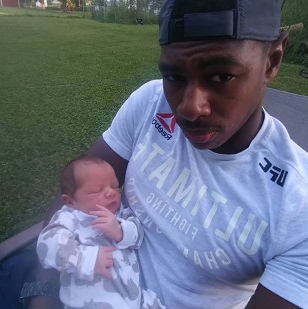 Joaquin Buckley Wiki, Age, Height, Weight, Girlfriend, Biography & Facts 11 Joaquin Buckley with his child