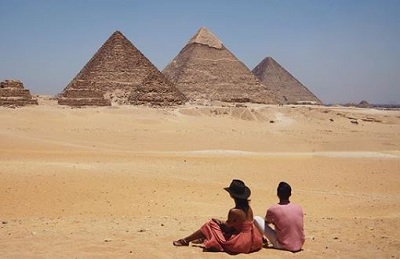 Juan David Borrero photographed with Jasmine Tookes at Egypt vacation