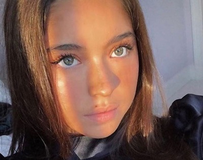 Lola Consuelos has green eyes