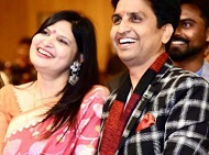 Manju Sharma (Kumar Vishwas' Wife) Wiki, Age, Kids, Biography & Family 2 Manju Sharma and her husband