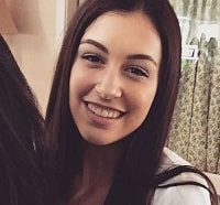 Mikaela Pascal Age, Height, Weight, Boyfriend, Family, Wiki, Biography, Net Worth & More 8 Mikaela Pascal's sister Caitlin Pascal