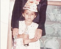 Moomal Asif Wiki, Age, Husband, Diet Plan, Family, Biography & Facts 5 Moomal Asif's childhood photo