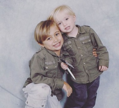 Nicholas Collins Wiki, Age (Phil Collins' Son) Biography & Facts 7 Nicholas Collins childhood picture with his brother Mathew Collins