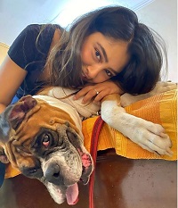 Niti Taylor with her pet