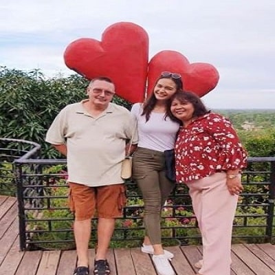 Pauline Amelinckx Height, Weight, Age, Boyfriend, Family, Biography & More 11 Pauline Amelinckx parents