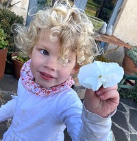 Phoebe Hooke Wiki, Age, Husband, Height, Family, Biography & Facts 7 Phoebe Hooke daughter Poppy Alice Burgess