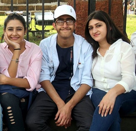 Preetika Chauhan (Actress) Wiki, Age, Husband, Family, Biography & More 13 Preetika Chauhan with her brother Shiven Chauhan and sister Shivani Chauhan