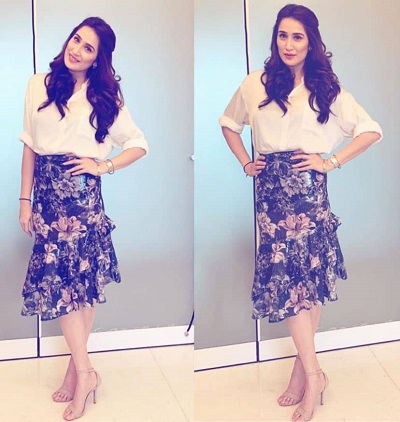 Sagarika Ghatge Height, Weight, Age, Husband, Caste, Biography & Facts 10 Sagarika Ghatge Height & Weight