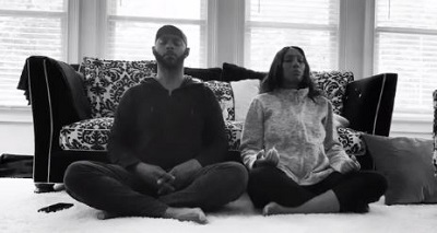 Sean Hall Wiki (Producer) Age, Wife, Net Worth, Bio, Family & Facts 11 Sean Hall & Girlfriend Towanda Braxton doing yoga together