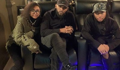 Sean Hall Wiki (Producer) Age, Wife, Net Worth, Bio, Family & Facts 10 Sean Hall photographed with Girlfriend Towanda Braxton's kids