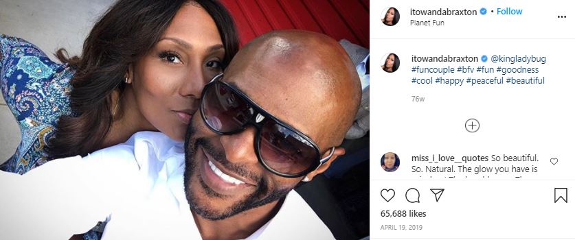 Sean Hall Wiki (Producer) Age, Wife, Net Worth, Bio, Family & Facts 8 Sean Hall with Girlfriend Towanda Braxton